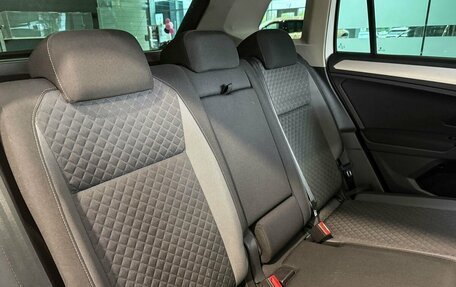 Volkswagen Tiguan II, 2017 год, 2 117 000 рублей, 10 фотография