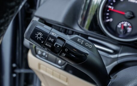 KIA Carnival, 2021 год, 4 255 000 рублей, 19 фотография