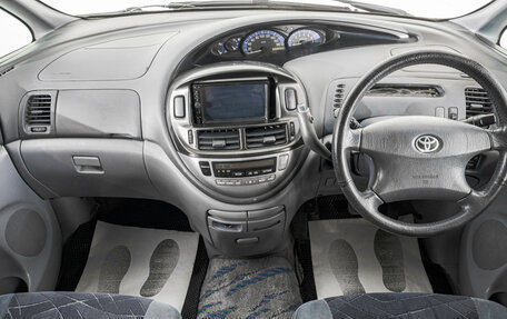 Toyota Estima III рестайлинг -2, 2001 год, 649 000 рублей, 10 фотография