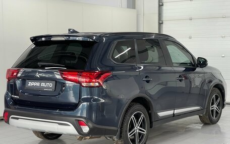 Mitsubishi Outlander III рестайлинг 3, 2021 год, 1 930 000 рублей, 4 фотография