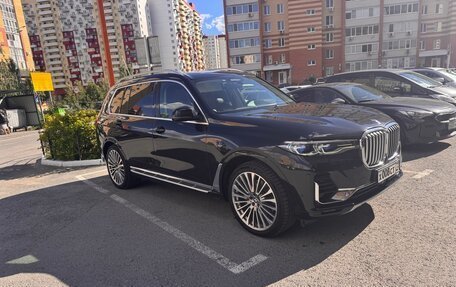 BMW X7, 2021 год, 9 100 000 рублей, 3 фотография