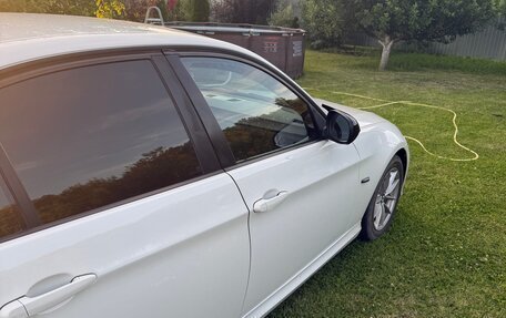 BMW 3 серия, 2011 год, 1 600 000 рублей, 12 фотография