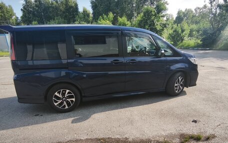 Honda Stepwgn IV, 2018 год, 2 100 000 рублей, 9 фотография