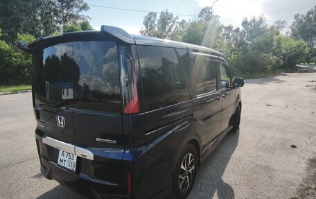 Honda Stepwgn IV, 2018 год, 2 100 000 рублей, 10 фотография