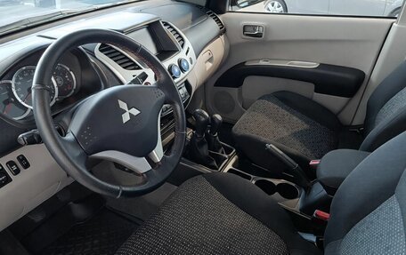 Mitsubishi L200 IV рестайлинг, 2012 год, 1 450 000 рублей, 7 фотография
