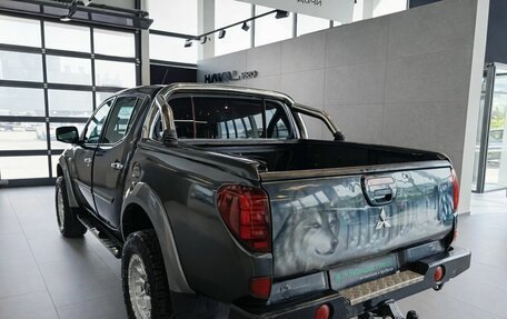 Mitsubishi L200 IV рестайлинг, 2012 год, 1 450 000 рублей, 6 фотография