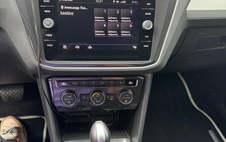 Volkswagen Tiguan II, 2018 год, 3 080 000 рублей, 8 фотография