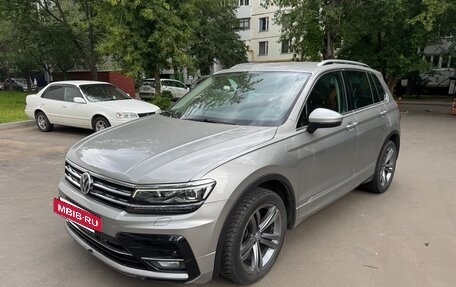 Volkswagen Tiguan II, 2018 год, 3 080 000 рублей, 25 фотография