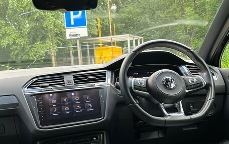 Volkswagen Tiguan II, 2018 год, 2 050 000 рублей, 5 фотография