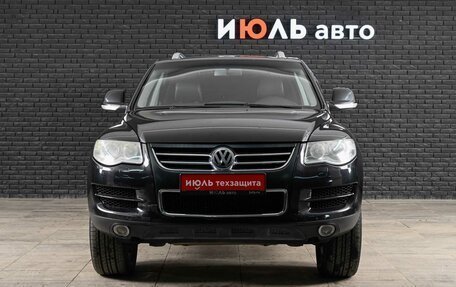 Volkswagen Touareg III, 2008 год, 1 340 000 рублей, 2 фотография