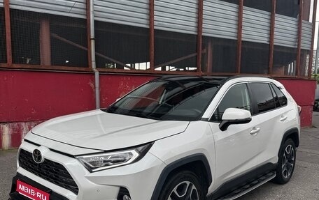 Toyota RAV4, 2020 год, 3 450 000 рублей, 1 фотография