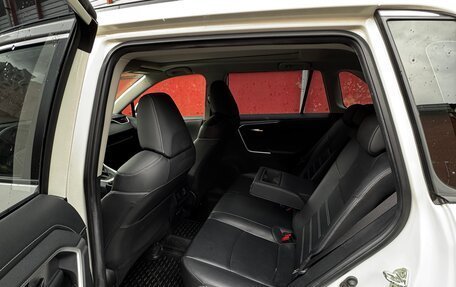 Toyota RAV4, 2020 год, 3 450 000 рублей, 15 фотография