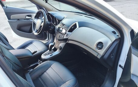 Chevrolet Cruze II, 2014 год, 825 000 рублей, 5 фотография