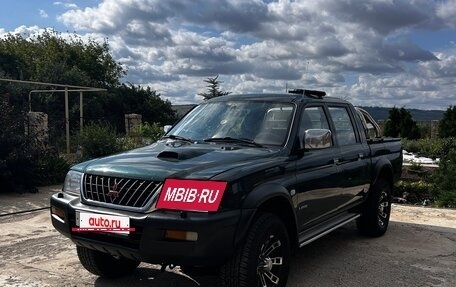 Mitsubishi L200 III рестайлинг, 2004 год, 1 000 000 рублей, 17 фотография