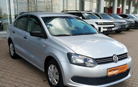 Volkswagen Polo VI (EU Market), 2015 год, 719 000 рублей, 3 фотография