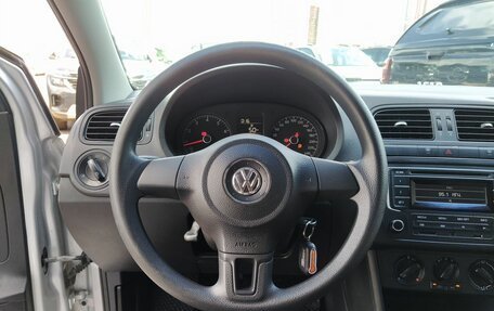 Volkswagen Polo VI (EU Market), 2015 год, 719 000 рублей, 19 фотография