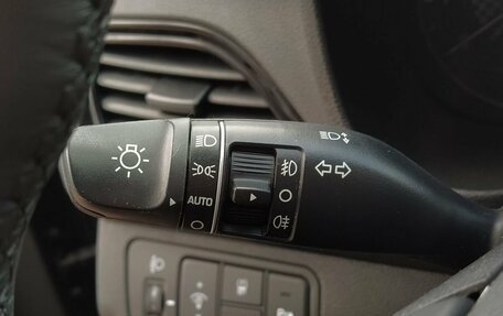 Hyundai Solaris II рестайлинг, 2020 год, 1 690 000 рублей, 11 фотография