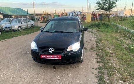 Volkswagen Polo IV рестайлинг, 2006 год, 330 000 рублей, 1 фотография
