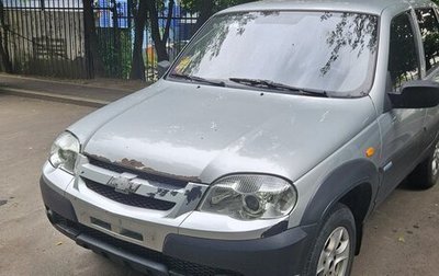 Chevrolet Niva I рестайлинг, 2010 год, 450 000 рублей, 1 фотография