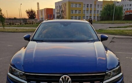 Volkswagen Tiguan II, 2020 год, 2 850 000 рублей, 6 фотография