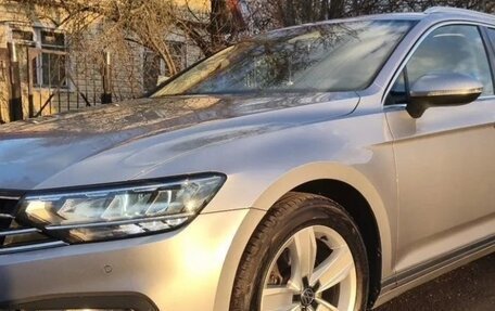 Volkswagen Passat B8 рестайлинг, 2019 год, 2 511 000 рублей, 4 фотография