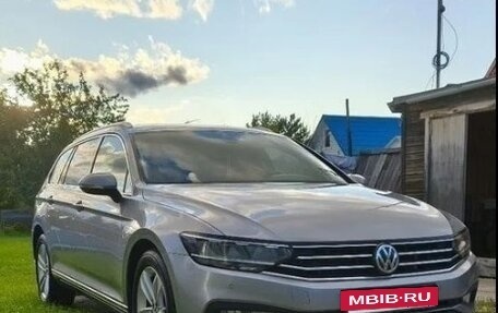 Volkswagen Passat B8 рестайлинг, 2019 год, 2 511 000 рублей, 7 фотография