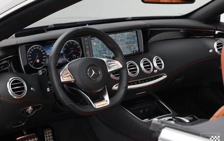 Mercedes-Benz Maybach S-Класс, 2018 год, 44 000 000 рублей, 11 фотография