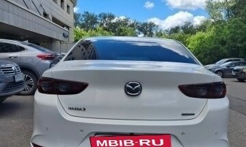 Mazda 3, 2021 год, 2 130 000 рублей, 4 фотография