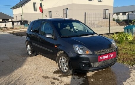 Ford Fiesta, 2007 год, 490 000 рублей, 2 фотография