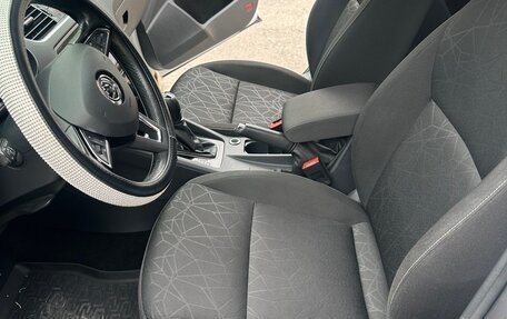 Skoda Octavia, 2019 год, 1 800 000 рублей, 13 фотография