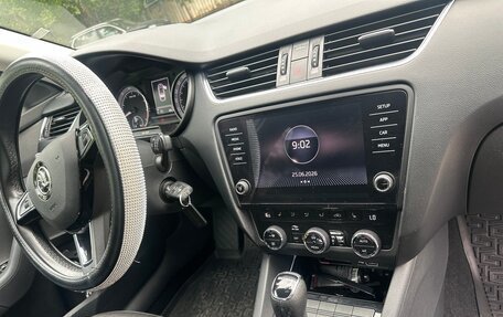 Skoda Octavia, 2019 год, 1 800 000 рублей, 10 фотография