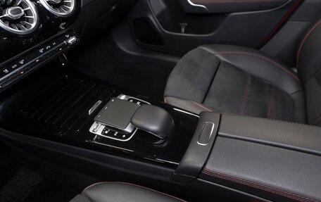 Mercedes-Benz CLA, 2019 год, 3 260 000 рублей, 13 фотография