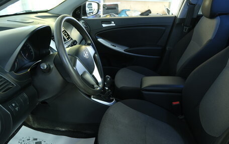 Hyundai Solaris II рестайлинг, 2013 год, 779 000 рублей, 8 фотография