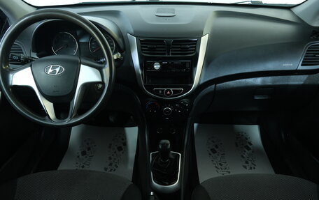 Hyundai Solaris II рестайлинг, 2013 год, 779 000 рублей, 13 фотография