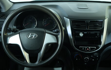Hyundai Solaris II рестайлинг, 2013 год, 779 000 рублей, 11 фотография