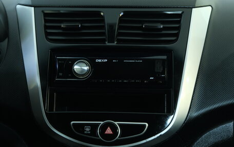 Hyundai Solaris II рестайлинг, 2013 год, 779 000 рублей, 14 фотография