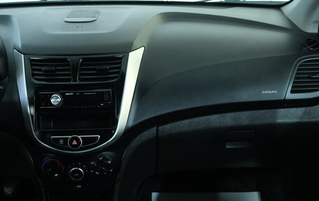 Hyundai Solaris II рестайлинг, 2013 год, 779 000 рублей, 17 фотография