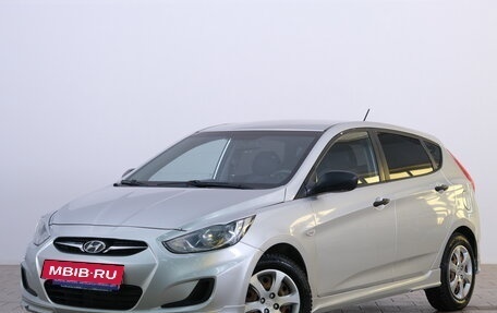 Hyundai Solaris II рестайлинг, 2013 год, 779 000 рублей, 4 фотография
