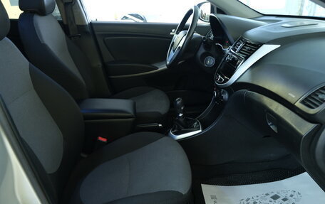Hyundai Solaris II рестайлинг, 2013 год, 779 000 рублей, 19 фотография