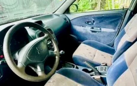 Mitsubishi Carisma I, 2000 год, 222 000 рублей, 8 фотография