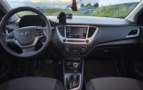 Hyundai Solaris II рестайлинг, 2019 год, 1 390 000 рублей, 10 фотография