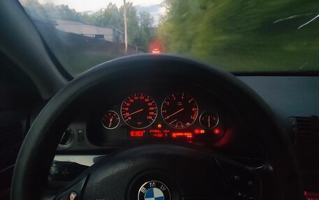 BMW 5 серия, 1998 год, 450 000 рублей, 8 фотография