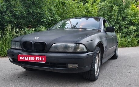 BMW 5 серия, 1998 год, 450 000 рублей, 3 фотография