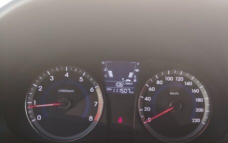 Hyundai Solaris II рестайлинг, 2011 год, 700 000 рублей, 8 фотография