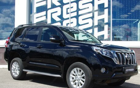 Toyota Land Cruiser Prado 150 рестайлинг 2, 2014 год, 3 050 000 рублей, 1 фотография