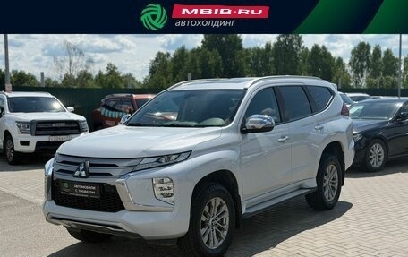 Mitsubishi Pajero Sport III рестайлинг, 2020 год, 3 950 000 рублей, 1 фотография