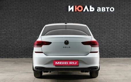 Toyota RAV4, 2025 год, 4 070 000 рублей, 15 фотография