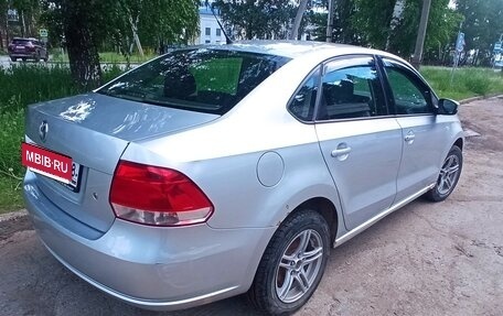 Volkswagen Polo VI (EU Market), 2011 год, 370 000 рублей, 3 фотография