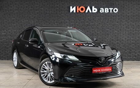 Toyota Camry, 2019 год, 3 155 000 рублей, 4 фотография