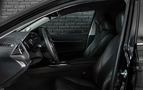Toyota Camry, 2019 год, 3 155 000 рублей, 10 фотография